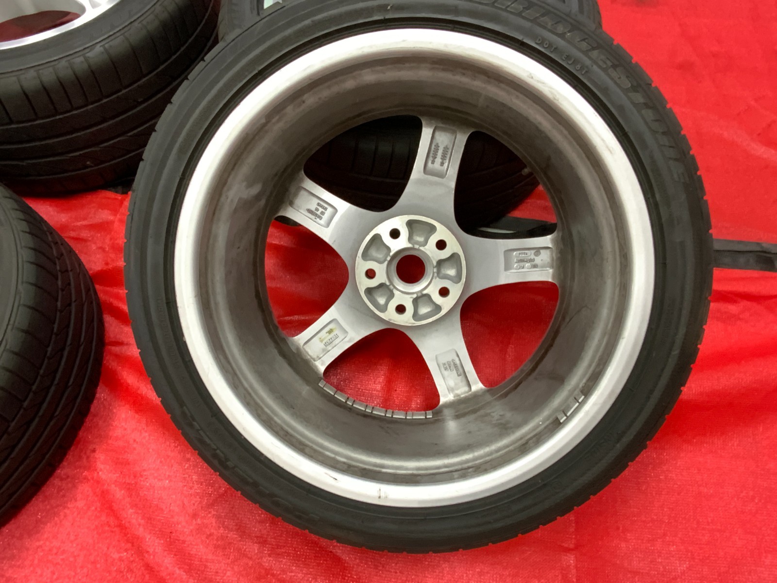 Ferrari GENUINE 19-inch California wheels - OEM