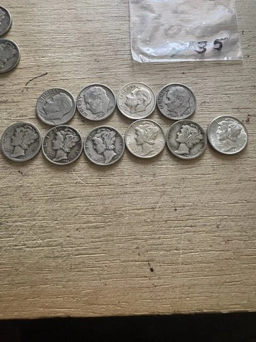 90% Silver Dimes 4 Roosevelt And 6 Mercury Mixed Dates.       #35