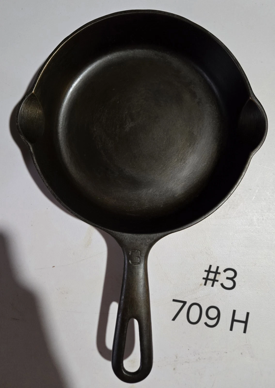 Vintage Griswold #3 Cast Iron Pan Skillet 709 H Erie PA RESTORED
