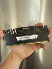 one CORSAIR VENGEANCE 8 GB DDR3 RAM PC3-1600 CMZ16GX3M2A1600C10
