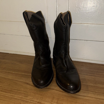 Tecovas Men s Black Leather Pull-On Western Boots Embroidered Round Toe 11.5B