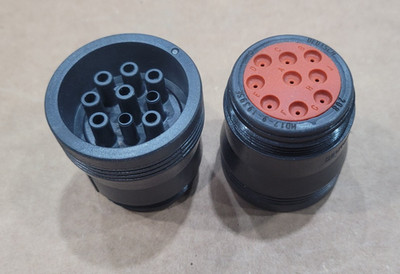 Deutsch  / TE Connectivity HD17-9-1939SE Connector Housing 9 pin 208 (Lot of 2)