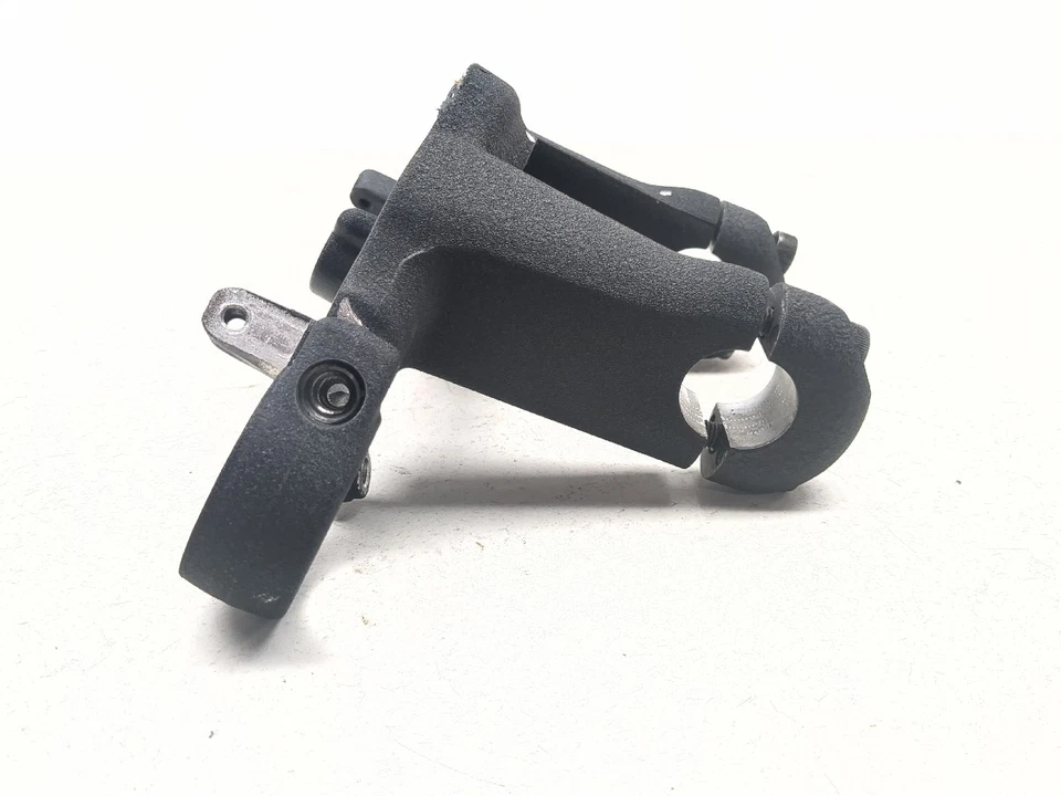 Elevadores de manillar de árbol de triple abrazadera superior Magna 84-87 Honda VF700 Foto 2 de 4