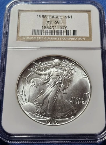 Beautiful 1986 $1 American Silver Eagle NGC MS 69