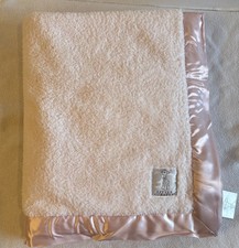 NWT Little Giraffe Powder Plush Baby Blanket Pink Satin 29" x 35" Nordstrom NEW