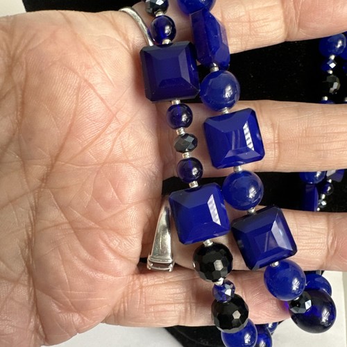 Glass cobolt blue square black round faceted iridescent silver beads 18” - Picture 3 of 15