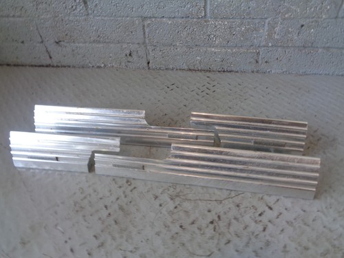 Range Rover L322 Kick Plates Supercharged Full Set Genuine 2006 to 2010 R01045 - Picture 3 of 12