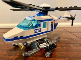LEGO Lego City - Police Helicopter 7741 Complete With Instructions.