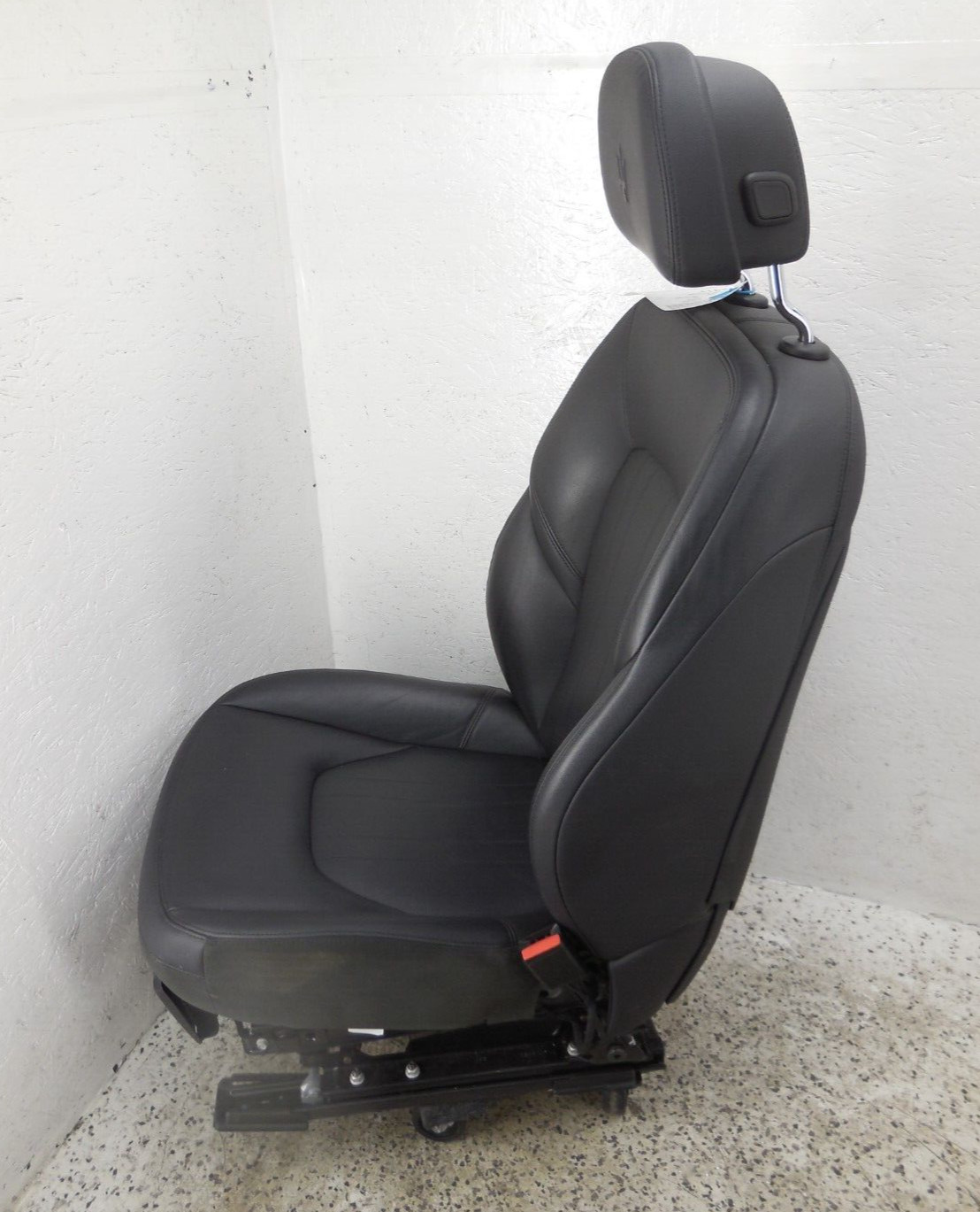 2017 17 Maserati Ghibli Front Seat Passenger Right RH OEM Black Leather