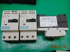 (1) SIEMENS 3RV1011-0KA10 MOTOR STARTER PROTECTOR CIRCUIT BREAKER 0.9-1.25A AMP