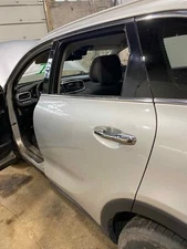 Used Rear Left Door Assembly Rear Side fits: 2016 Kia Sorento w/o sunshade textu