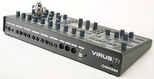 Access Virus Ti 2 Synthesizer Desktop MIDI + Fast Neuwertig + 1Jahr Garantie - Bild 12 von 16