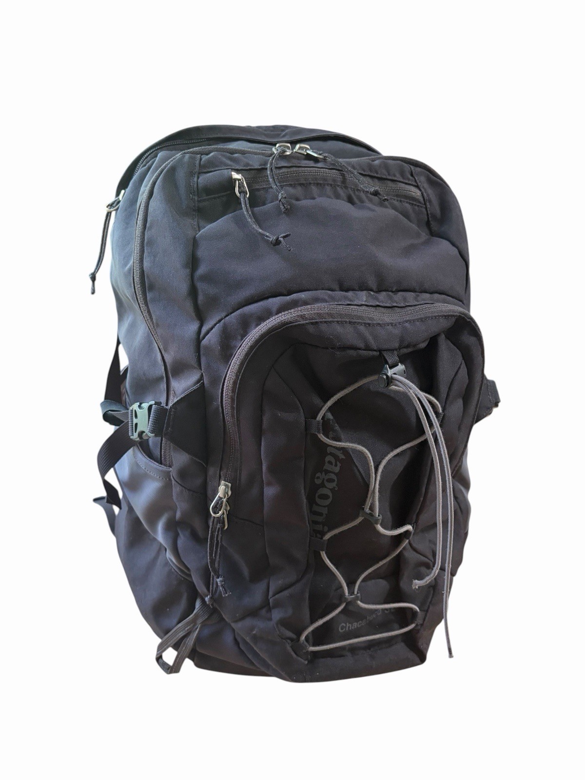 Patagonia Chacabuco 32L Backpack Black Commuter Hike Bike Trail Camp Outdoors