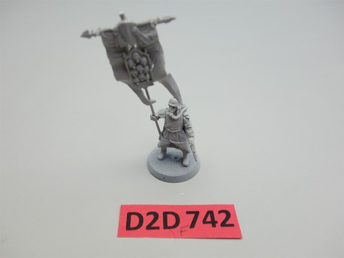 Warhammer 40k Astra Militarum Imperial Guard - Death Korps Standard Bearer (oop) - Picture 2 of 4
