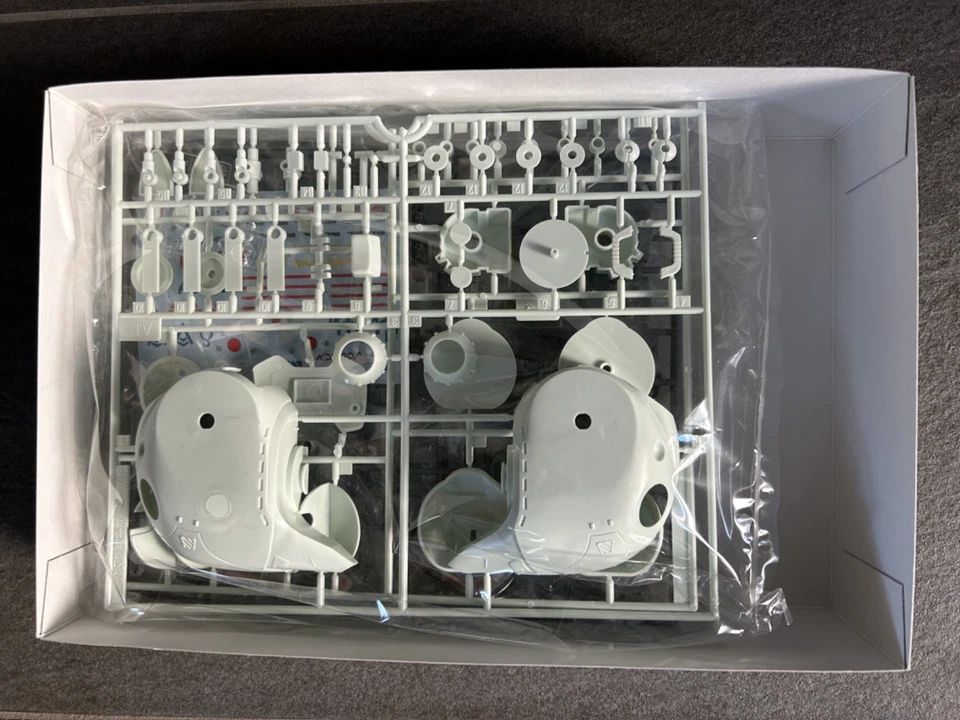 MACROSS Bandai Spirits TACTICAL POD REGULT Model Kit 1/72 SCALE Japan Rare MINT - Image 2 of 3