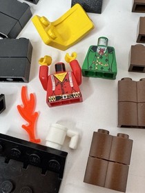 LEGO 6755 6764  Sheriff's Lockup - Western Cowboys- INCOMPLETE