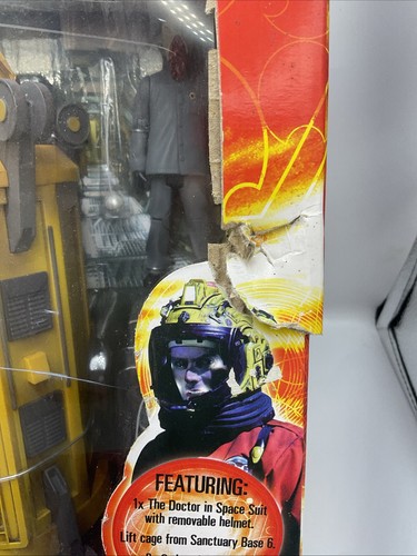 Set action figure BBC Doctor Who Sanctuary Base scala 5" nuove sigillate scatola danneggiata - Foto 8 di 24