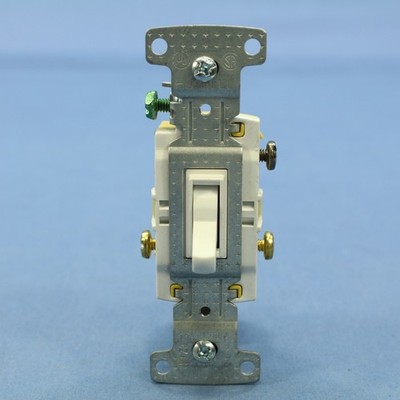 Hubbell RS315W White Framed Toggle Wall Light Switch 3-Way Residential 15A Bulk