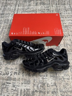Größe 10,5 - Nike Air Max Plus TN Black Gloss Chrome Volt FJ2591-001