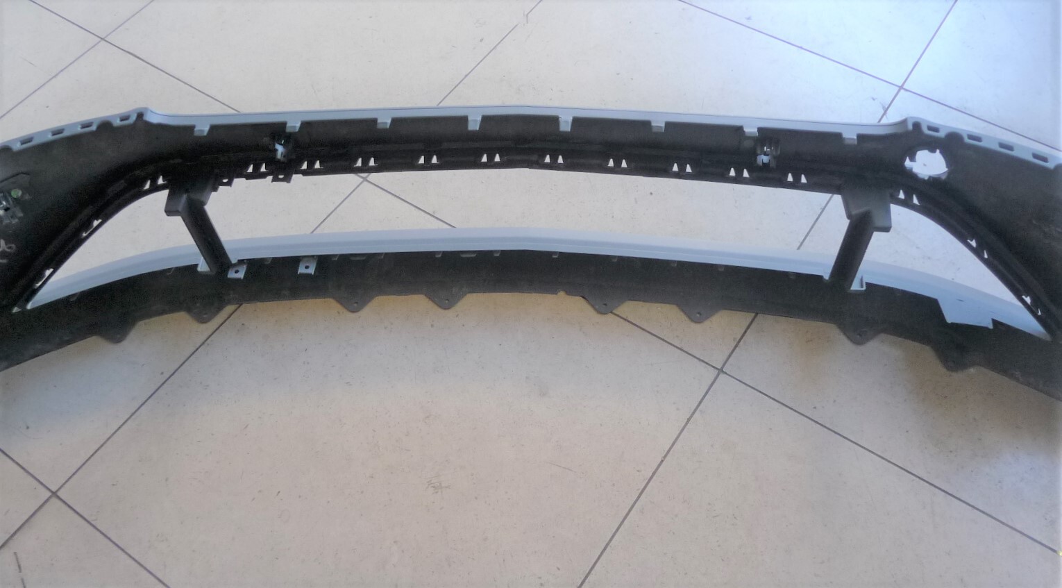 2020-2022 Bentley Continental GT GTC front Bumper Cover 3SD807437 OEM H11