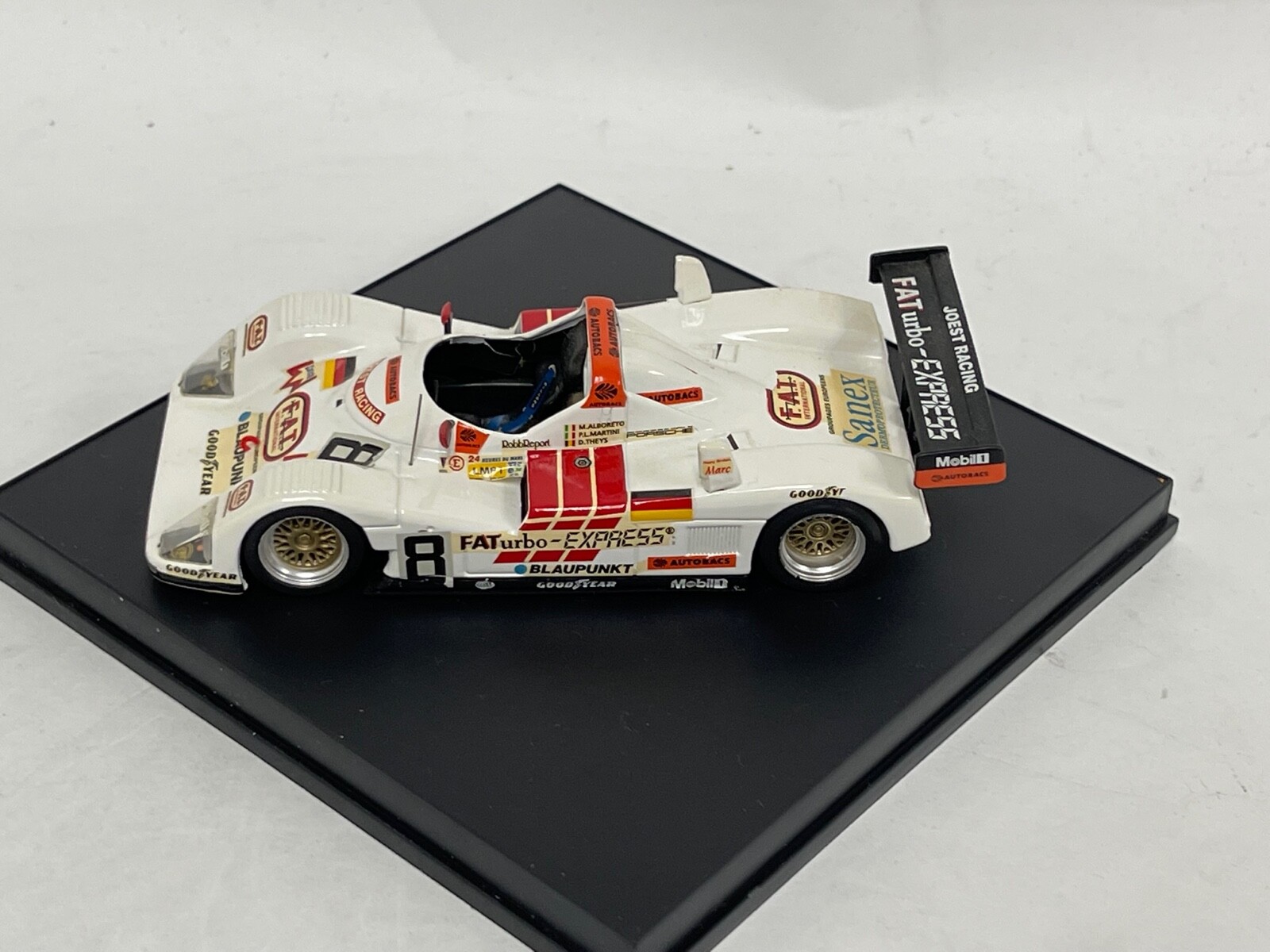 Picture 1 of 6