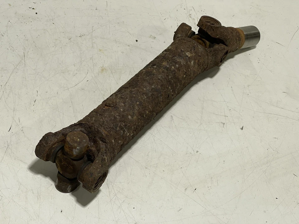 Eje de transmisión trasero manual Jeep Wrangler TJ 97-02 2,5 4 cilindros 13,5" CC 48 Foto 4 de 4