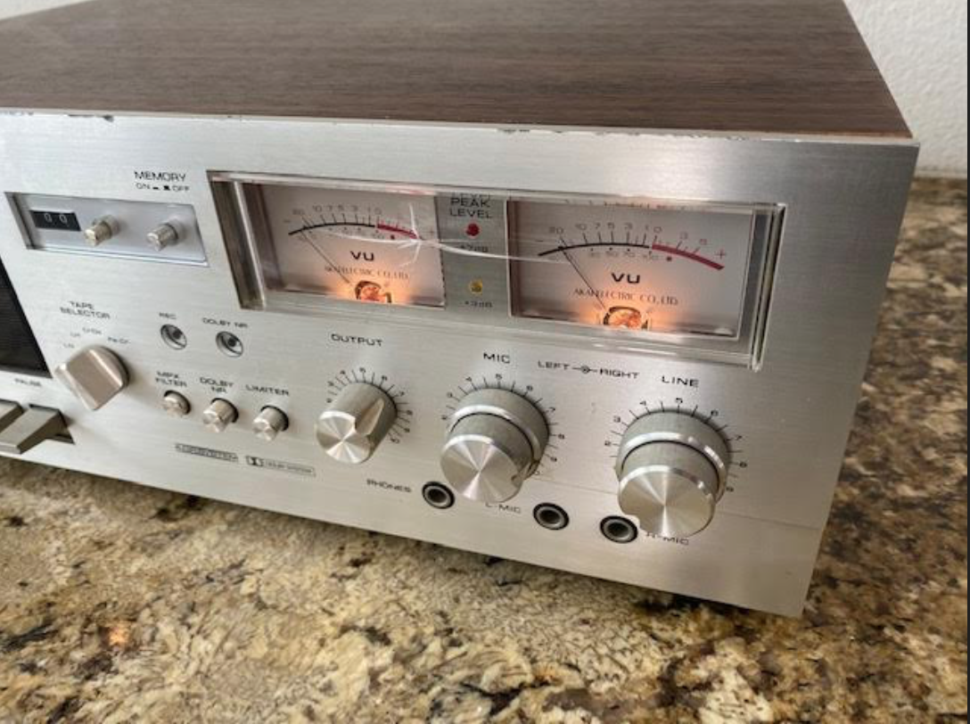 Vintage AKAI GXC-709D Stereo Cassette Deck - For Parts Or Vintage AKAI GXC-709D Stereo Cassette Deck - For Parts Or