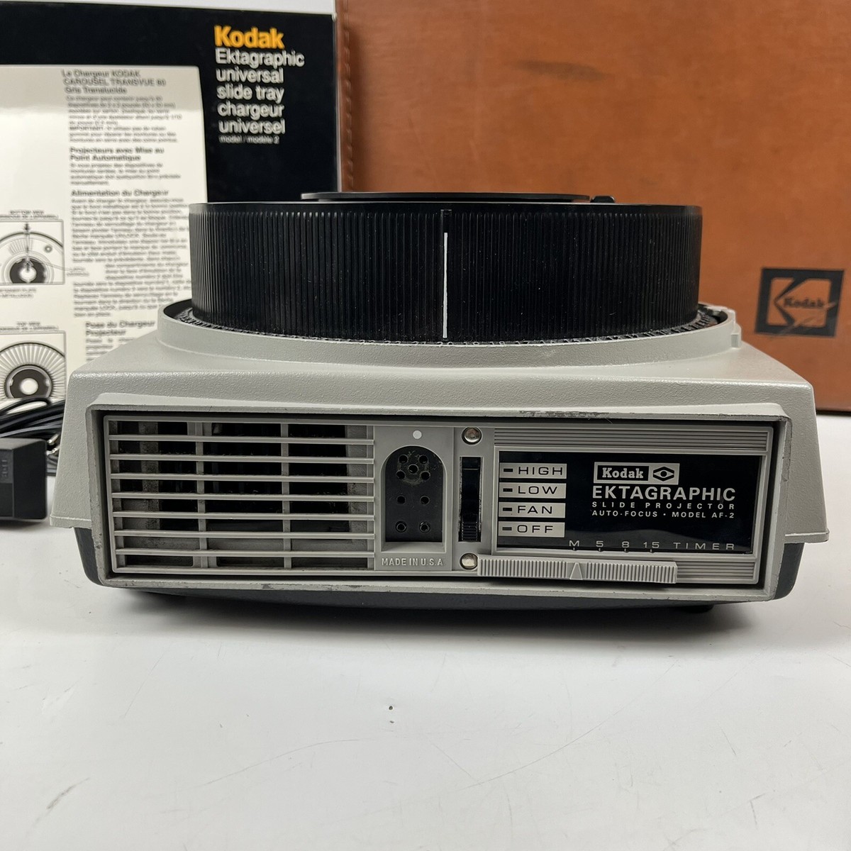 Slide Ektagraphic Kodak AF-2 Projector with Remote Projecor Case