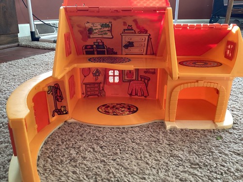 Vintage Winnie the Pooh Spielhaus Hasbro Strampler Room Weebles 1973 - Bild 1 von 6