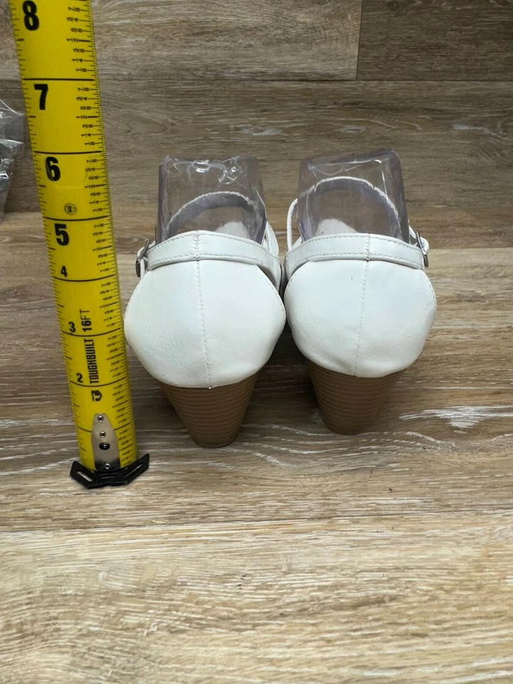 Zapato de cuña Me Too Minnie blanco con correa al tobillo para mujer talla 9 Foto 3 de 4