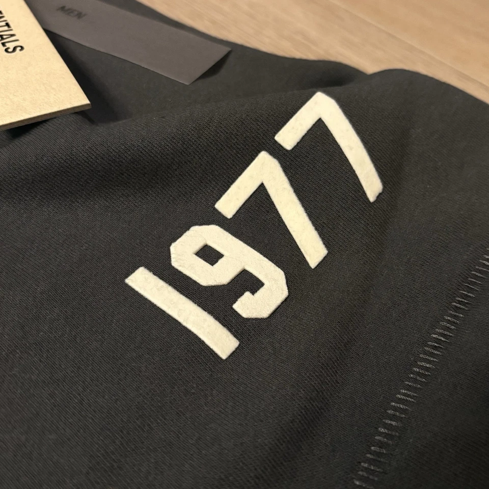 Pantalones Cortos Fear of God Essentials 1977 Hierro 100% Auténticos Foto 3 de 4