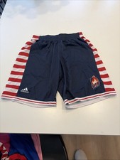 Game Worn Used UIC Flames Illinois Chicago Basketball Shorts Adidas Size XL
