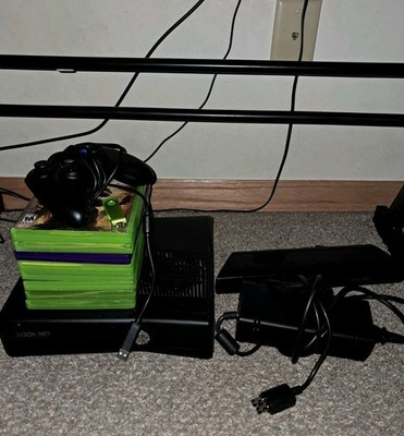 Microsoft Xbox 360 Slim Black 64GB w/ Accessories and 8 Games! (Bundle)