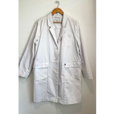 FIGS Women  s White Lab Coat Size XL
