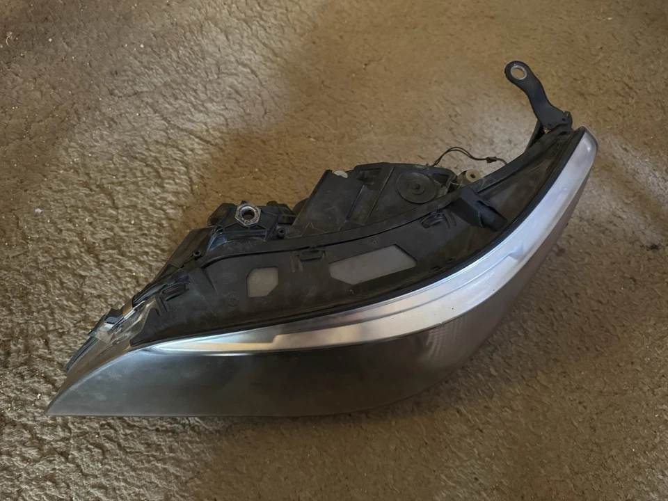 Faro conductor izquierdo xenón OEM 2004 2005 2006 2007 BMW SERIE 5 550i 535 M5 Foto 2 de 4