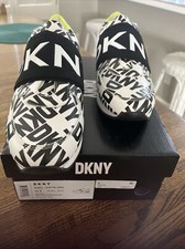 NEW DKNY Womens Low Top Slip On Fashion Sneakers White/Black Marli US 8