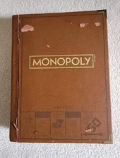 Library Classic Games, Vintage MONOPOLY Hasbro, Contents Sealed 2011