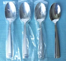 New Oneida AMSTERDAM Set of 4 Oval Soup Spoons Stainless Flatware (7 1/4")