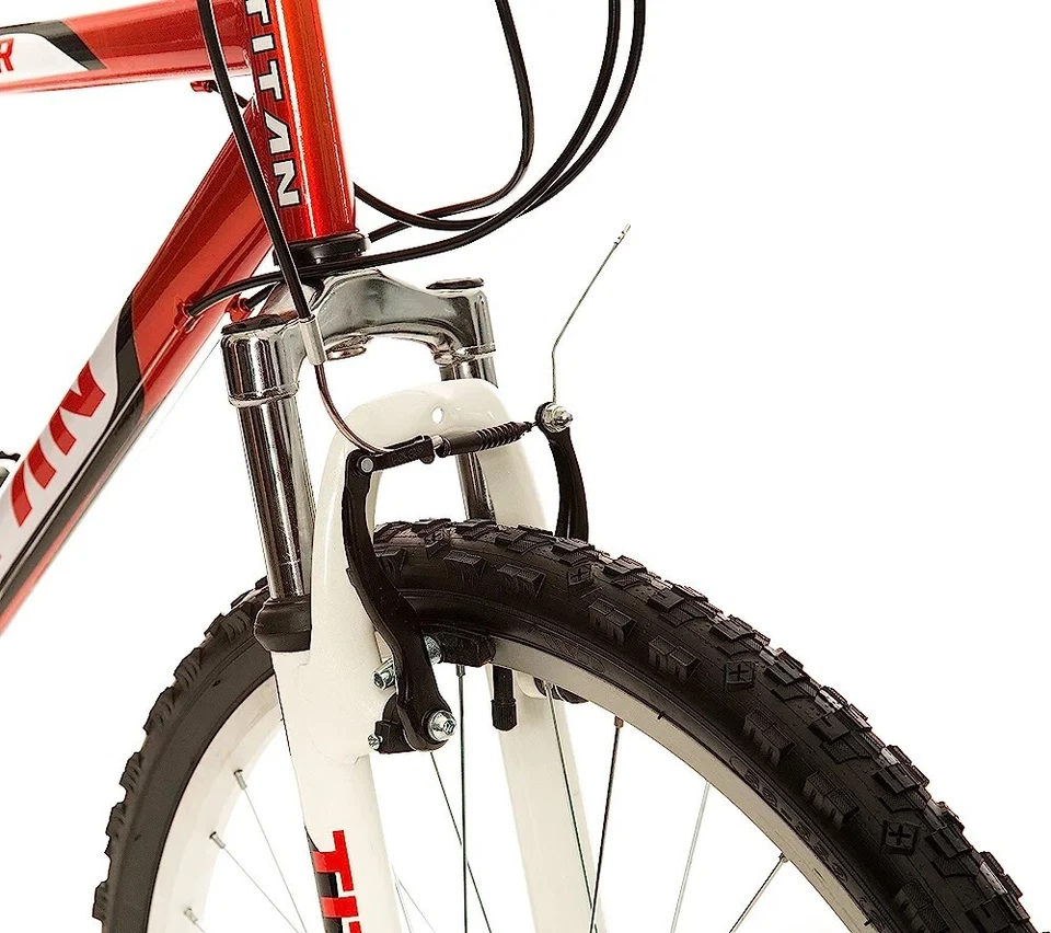 Bicicleta de montaña Titan Pathfinder 18 velocidades para hombre con suspensión envío rápido  Foto 4 de 4