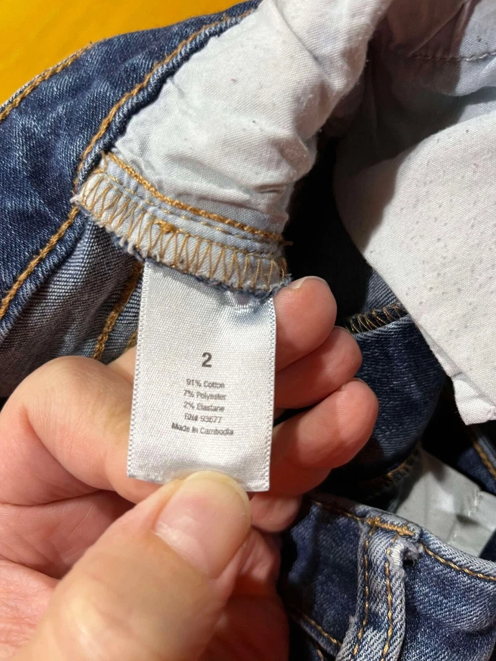 Pantalones de mezclilla Ana para mujer 2 ajustados azules tiro medio elásticos minimalistas informales Foto 4 de 4