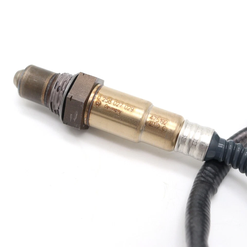 2x Sensor de oxígeno OEM BOSCH para BMW F20 125i F30 F35 328i 11787589121 11787589122 Foto 3 de 4