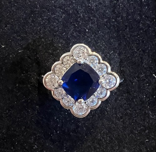 Bomb Party Ring Gr. 8 RBP3370 "Chic Addiction" dunkler Saphir/Rhodium