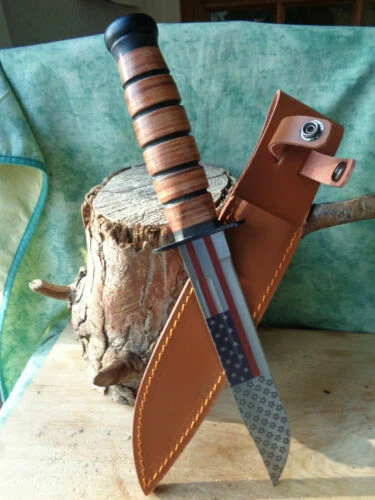 Couteaux de poche de chasse de collection en cuir