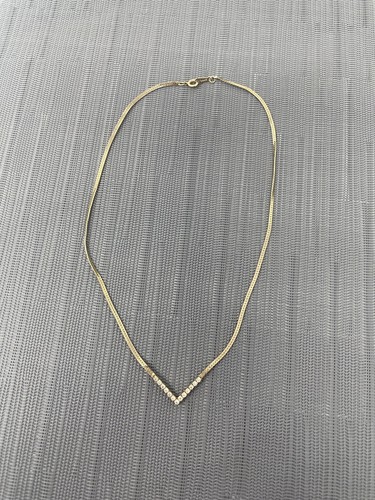 Vintage 1990 AVON Chevron Herringbone Necklace Gold Tone 16” Rhinestone - Picture 5 of 11