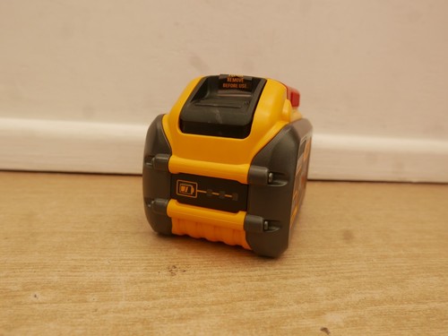 DeWalt DCB548 18V 54V 12 AH Flexvolt Li-Ion Battery - Picture 2 of 4