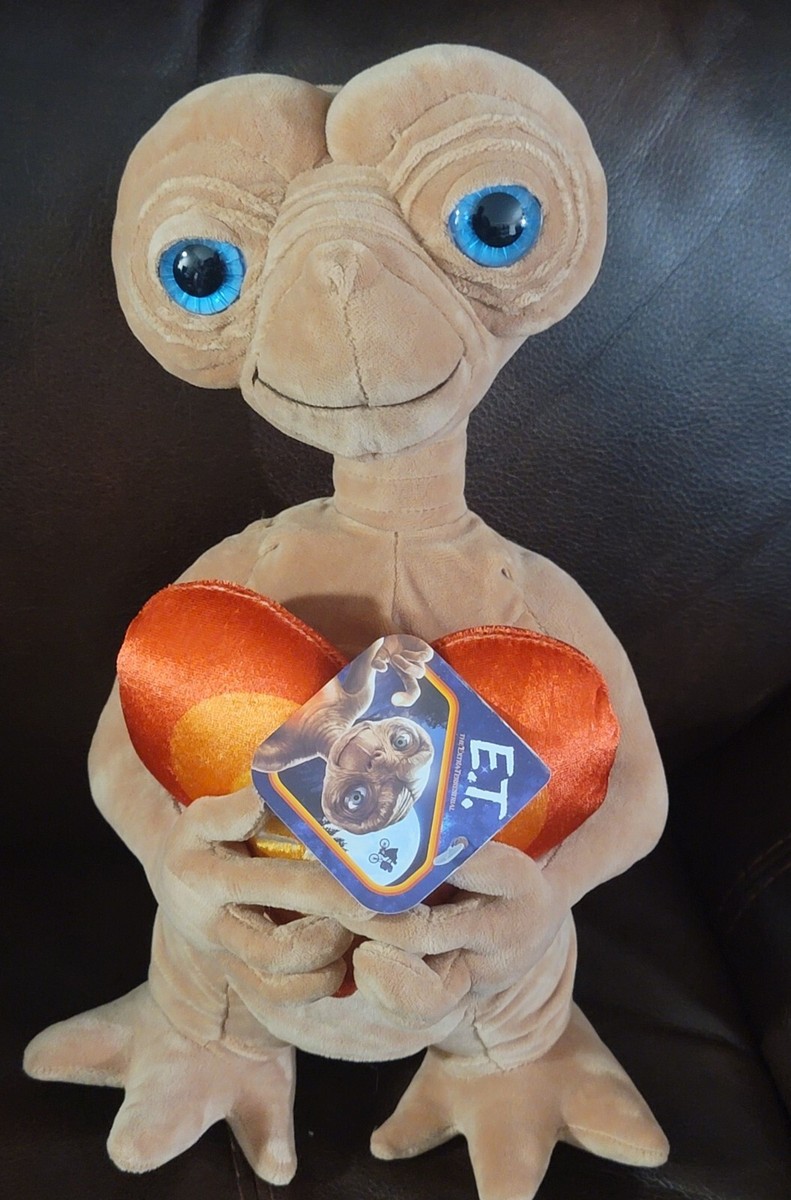 人形 ET ET The Extraterrestrial 40th Anniversary Heart Plush Universal
