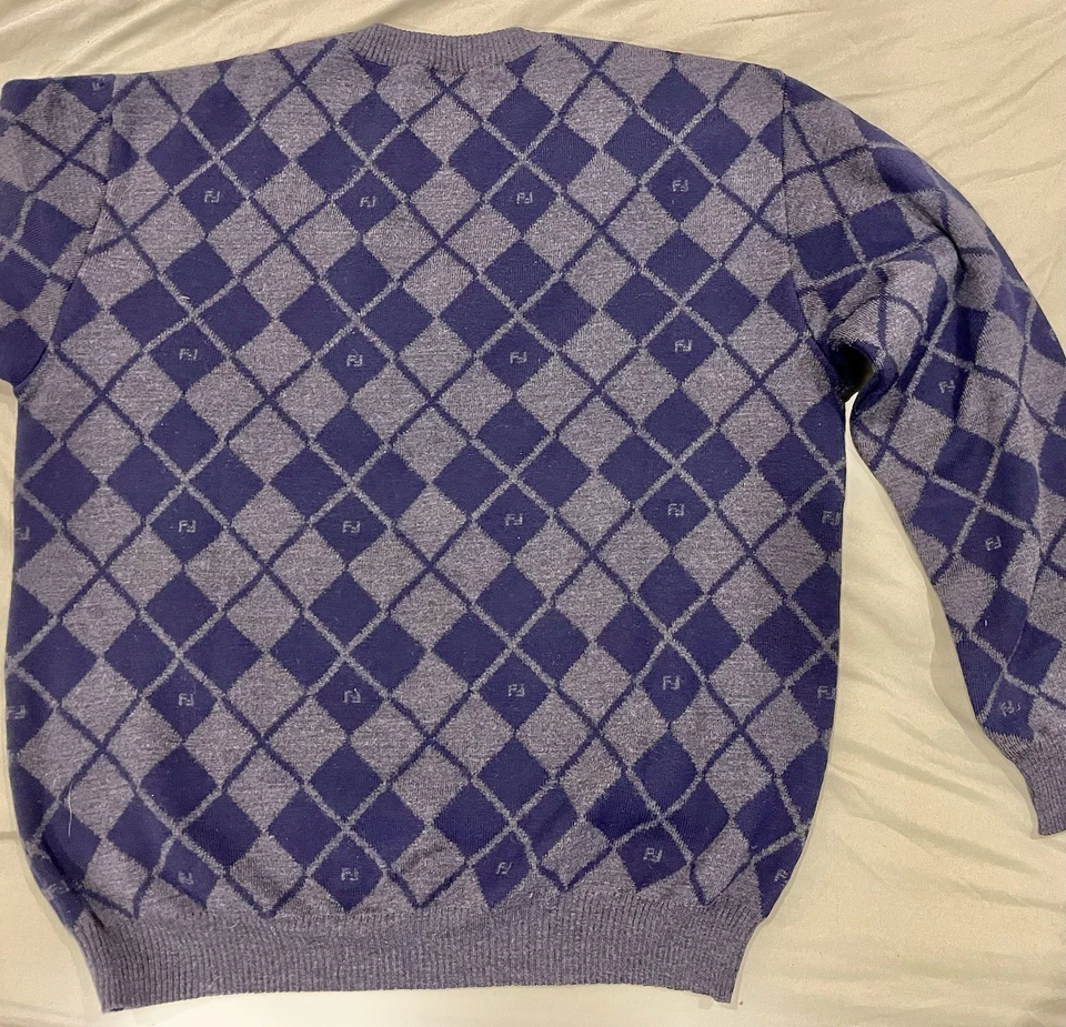 FENDI 💯 Merino Wool Geometric Blue Great Sweater Men’s Size 50 (L) Large - Image 3 of 4
