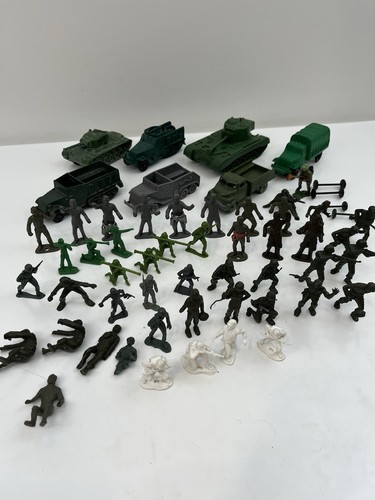Vintage Konvolut Marx & andere WW2 WWII Schlachtfeld Zubehör, Soldaten, Panzer