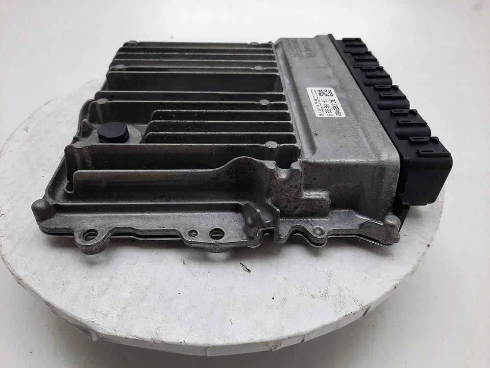 BMW 1 SERIES F20/F21 Engine Control Module ECU M140i 3.0 Petr 2015-2019 8692694 - Imagem 4 de 4