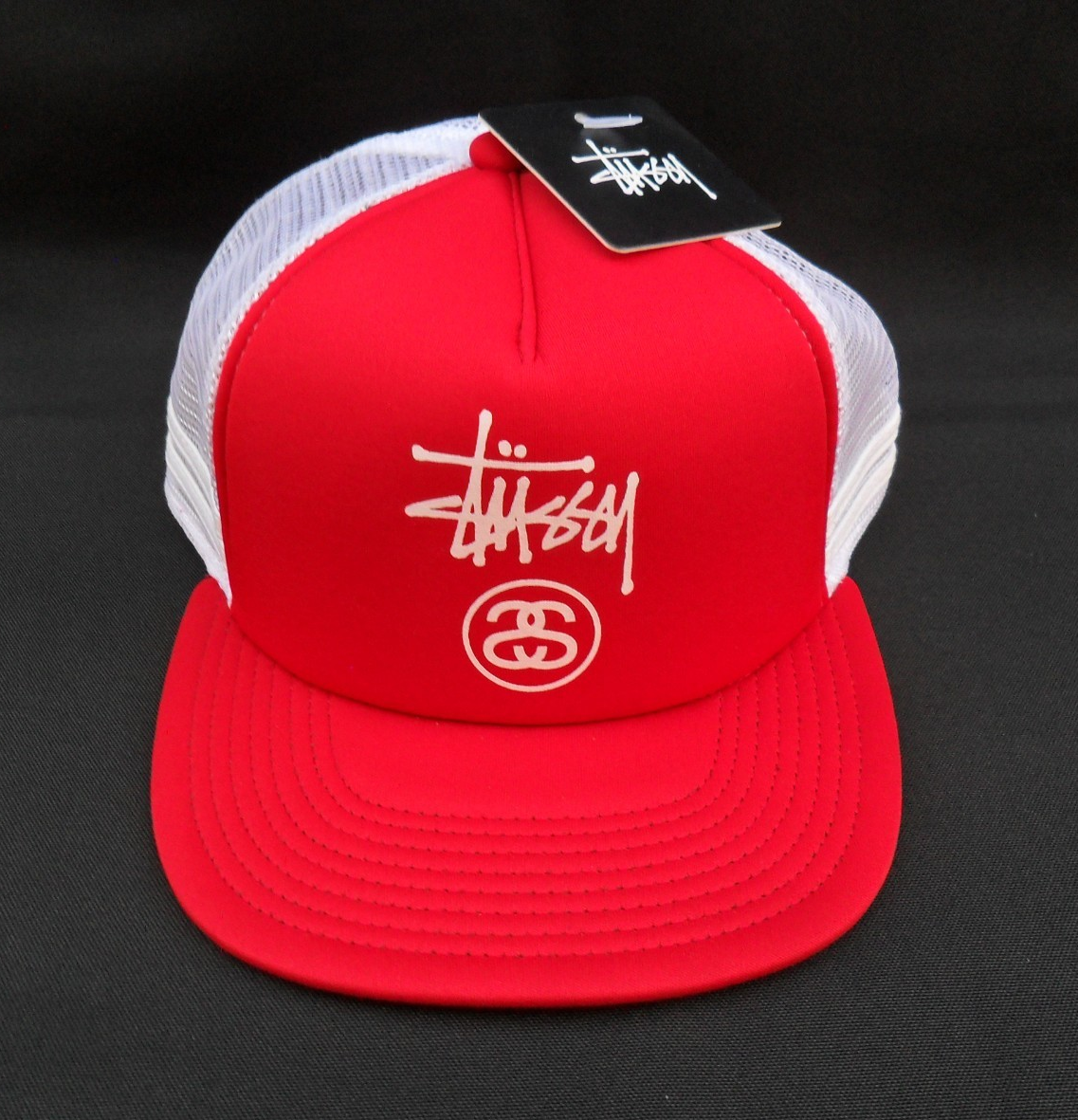 NWT VTG STUSSY CAPZ MESH BACK TRUCKER SNAPBACK HAT CAP (Red, White